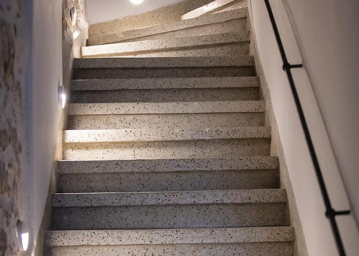 Chryssi Seafront Living, 03 Suite, Right On The In Rethymno! Διαμέρισμα