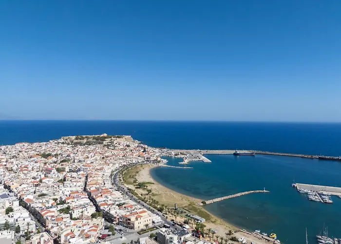 Apartament Chryssi Seafront Living, 03 Suite, Right On The In Rethymno!