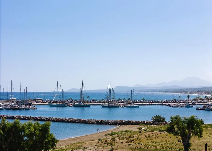 Chryssi Seafront Living, 03 Suite, Right On The In Rethymno!