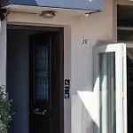 Chryssi Seafront Living, 03 Suite, Right On The In Rethymno! 아파트 *