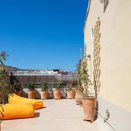 Chryssi Seafront Living, 03 Suite, Right On The In Rethymno! * Resmo