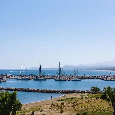 Chryssi Seafront Living, 03 Suite, Right On The In Rethymno!